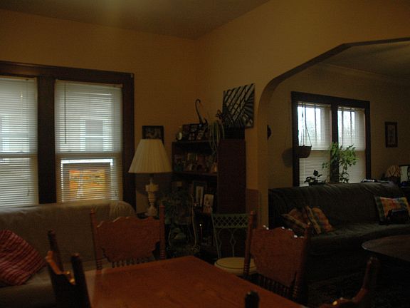4th image of 219 N Ash St