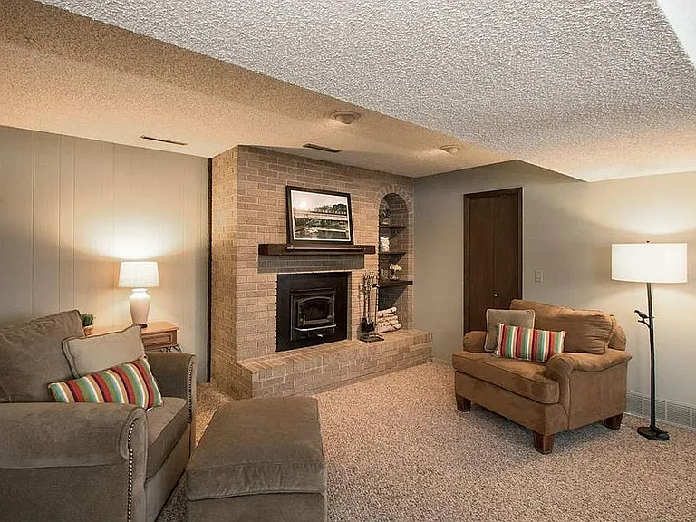21 Highland Dr — Photo 16