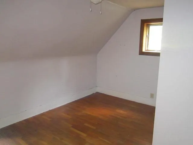 1117 Vermont St — Photo 3
