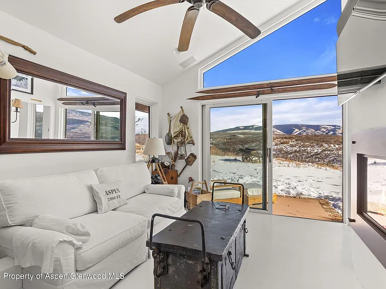 2103 Ten Peaks Mesa Rd — Photo 31