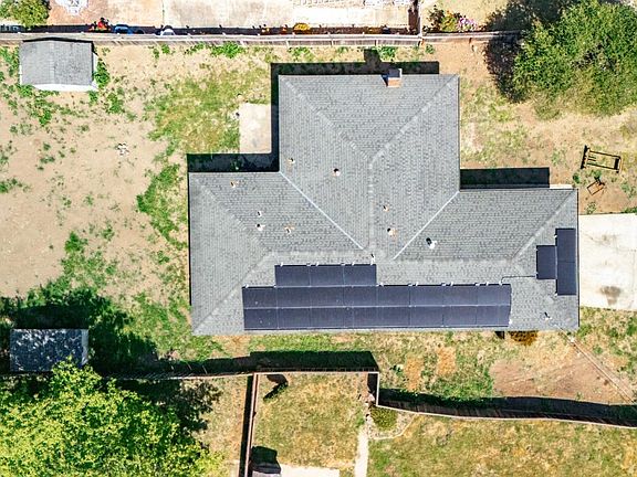 2nd image of 2158 17th Ave