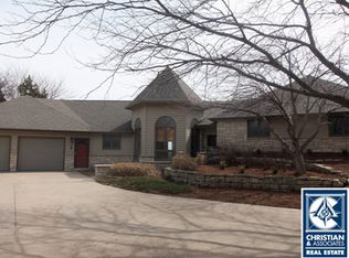 3115 Harahey Rdg, Manhattan, KS 66502