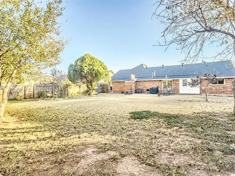 14016 Apache Dr — Photo 22