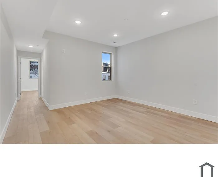 3213 N 13th St #A11 — Photo 12