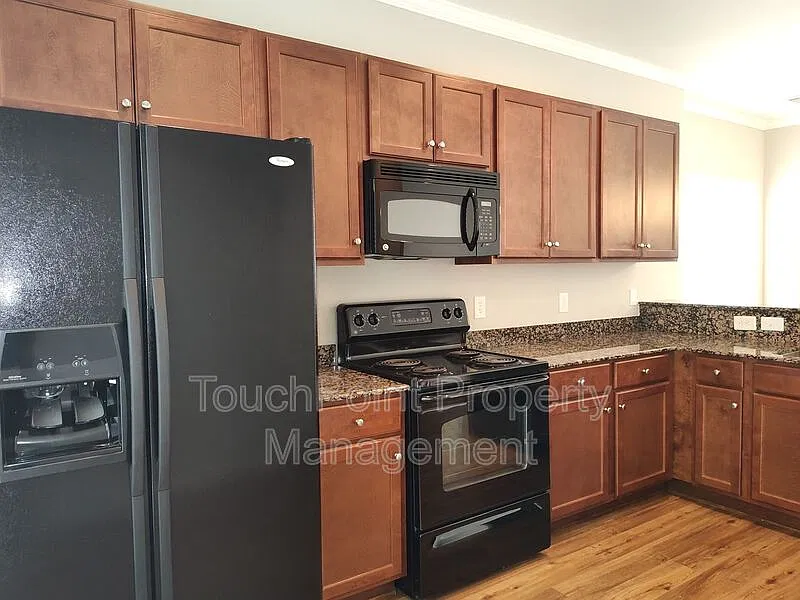 2 bed, 2.5 bath, 1226 sqft, $1,815 — Photo 4