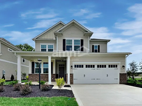 8268 Northpoint Dr, Sunbury, OH 43074