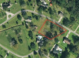 1066 Earline Dr, Breaux Bridge, LA 70517