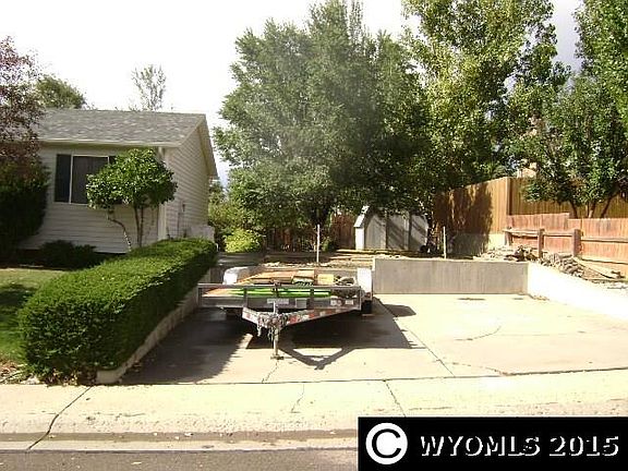 4th image of 606 Fremont Ave
