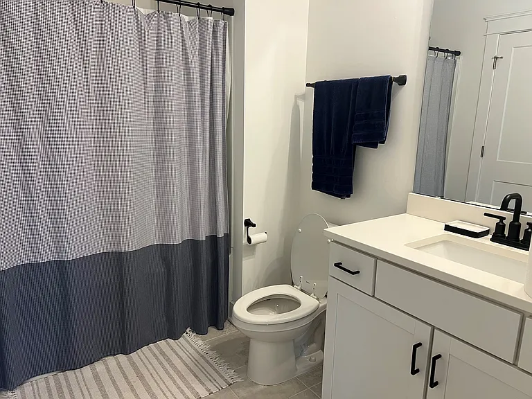 4577 Mixson Ave — Photo 16