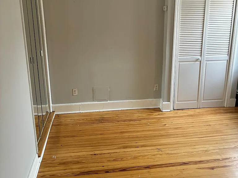 504 Court St #5 — Photo 24