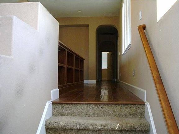 4th image of 10362 Stathos Dr