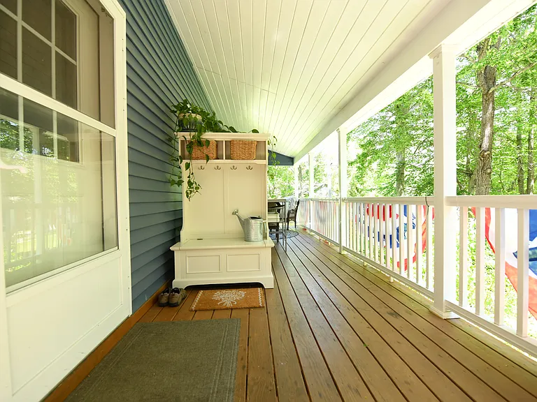 54 Lakeside Dr — Photo 31