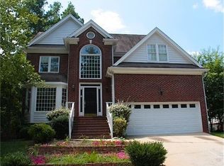 1921 Amity Hill Ct, Raleigh, NC 27612