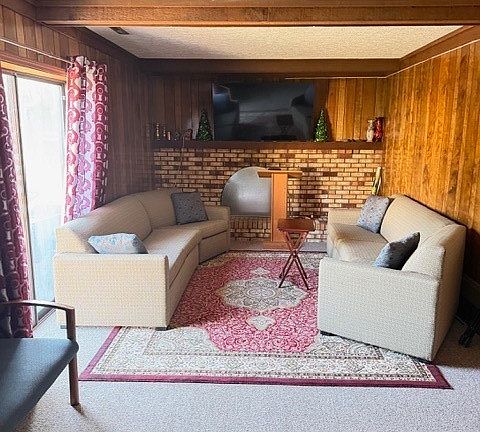 5th image of 641 Dunbar Rd