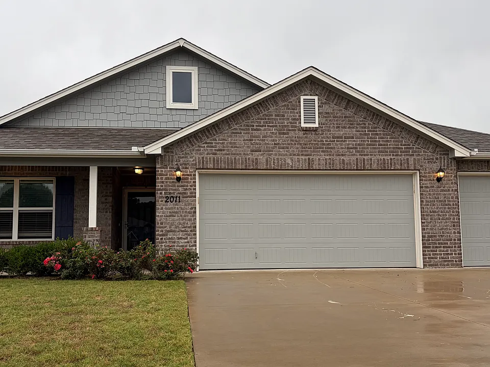 2011 W El Dorado Cir
