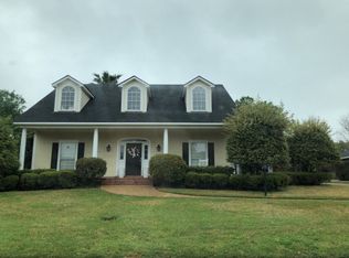 334 Sadie Douglas Ln, Shreveport, LA 71106