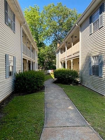 1st image of 729 Heavens Dr APT 1