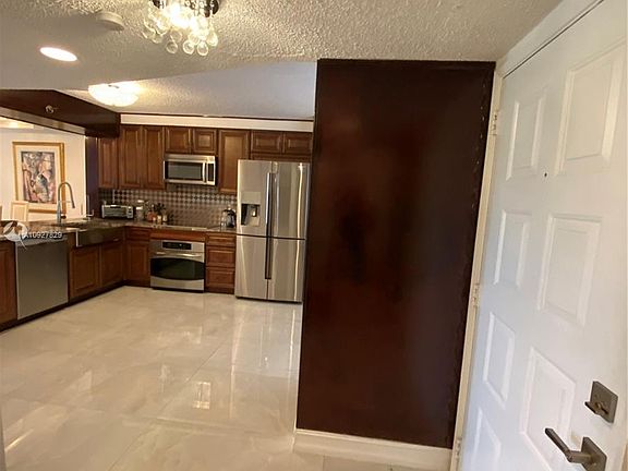 5th image of 2202 S Cypress Bend Dr APT 205
