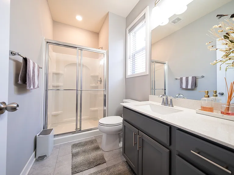 8380 Abercrombie Ln — Photo 23