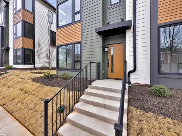 15 Conwell St, Greenville, SC 29601