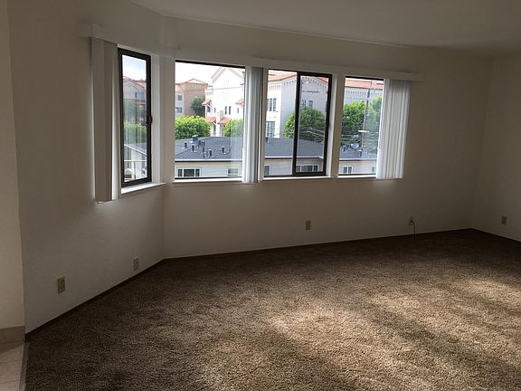 4th image of 570 Baden Ave APT 5