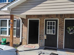 108 Creekside Dr NW APT 1, Calhoun, GA 30701