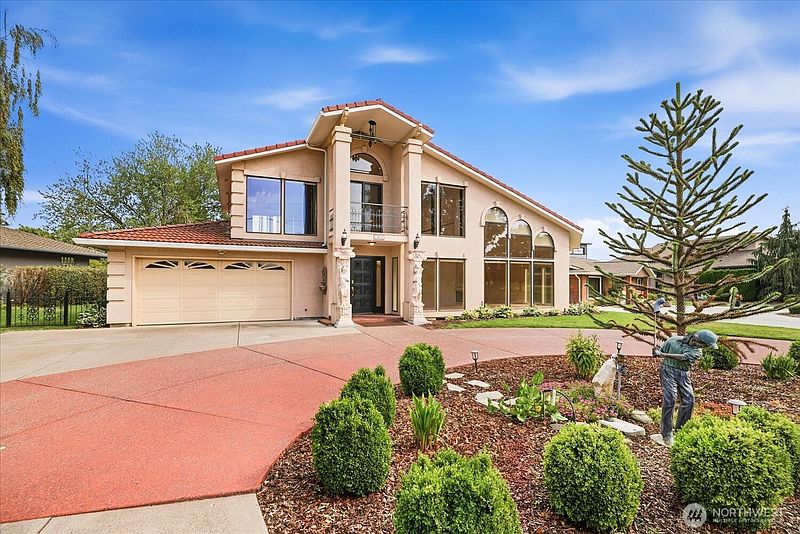 2nd image of 1255 Country Club Road