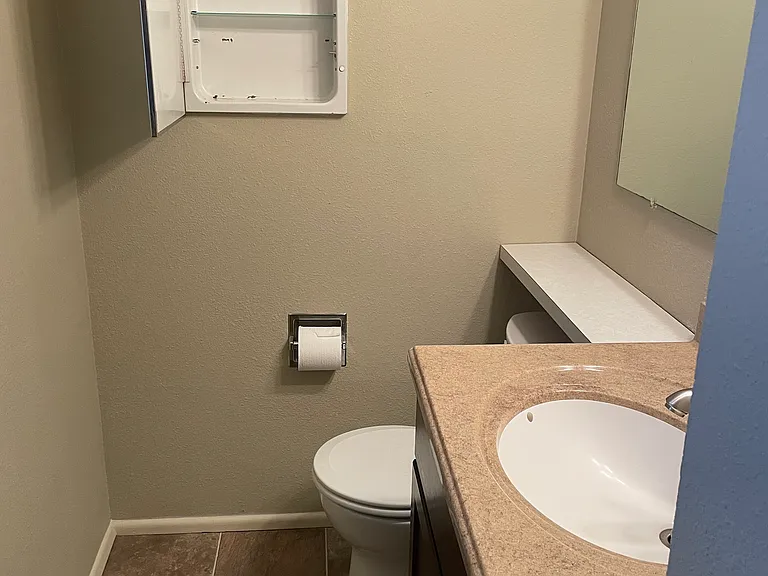 3844 Peppertree Dr — Photo 26
