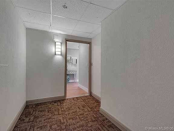 3rd image of 2780 NE 183rd St APT 201