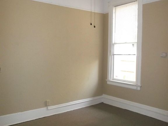 3rd image of 324 S 6th Ave APT C