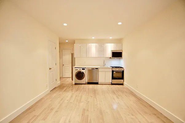 Rented by Bohemia Realty Group | media 3