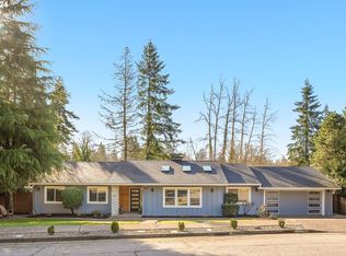 1451 Greentree Cir, Lake Oswego, OR 97034