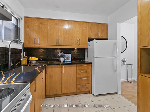 5th image of 475 Bramalea Rd #124