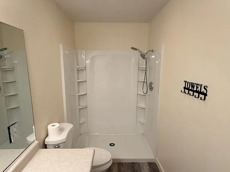204 N 2000 E — Photo 20