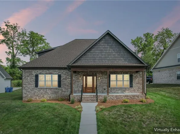 144 Reserve Dr, Mocksville, NC 27028