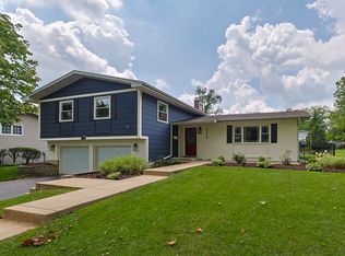 5730 Elm St, Lisle, IL 60532