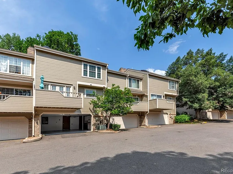 1818 S Quebec Way #B15-3 — Photo 25
