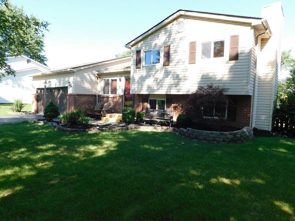 1st image of 42 Lynette Dr