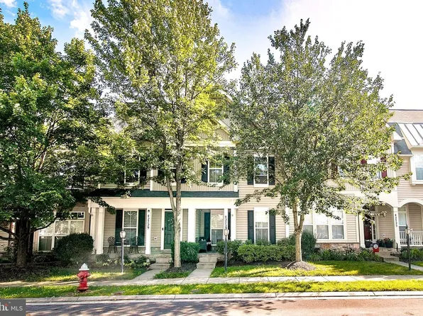 42727 Explorer Dr, Ashburn, VA 20148