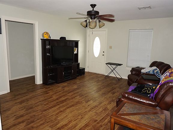 4th image of 256 Bayou Vista Dr