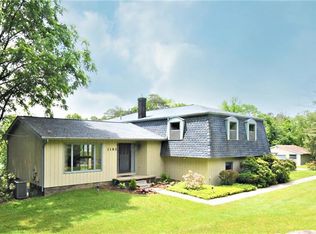 1182 Lake Martin Dr, Kent, OH