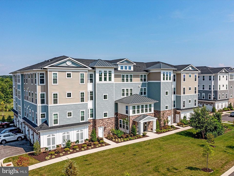 1st image of 3000 Herons Nest Way Unit 24