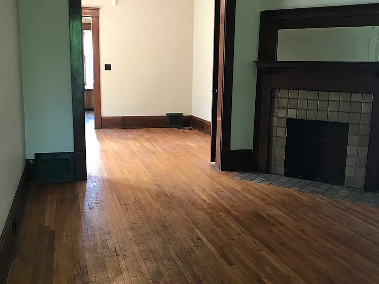 8703 Sauer Ave #UP — Photo 5