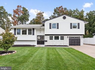 919 Grenville Dr, Turnersville, NJ 08012