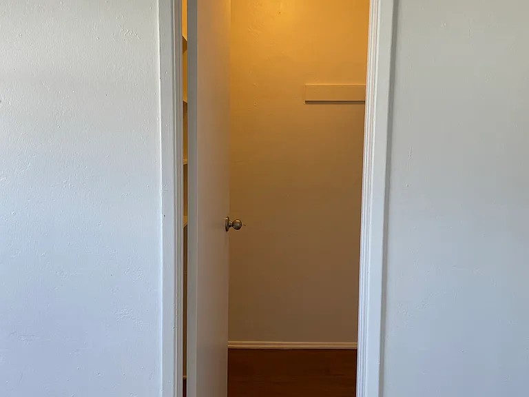 4264 Euclid Ave #6 — Photo 6