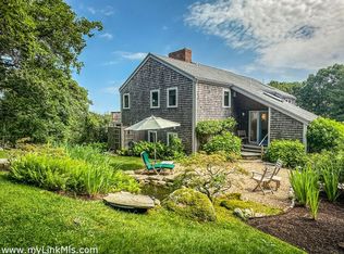 31 N Slope Ln, Chilmark, MA 02535