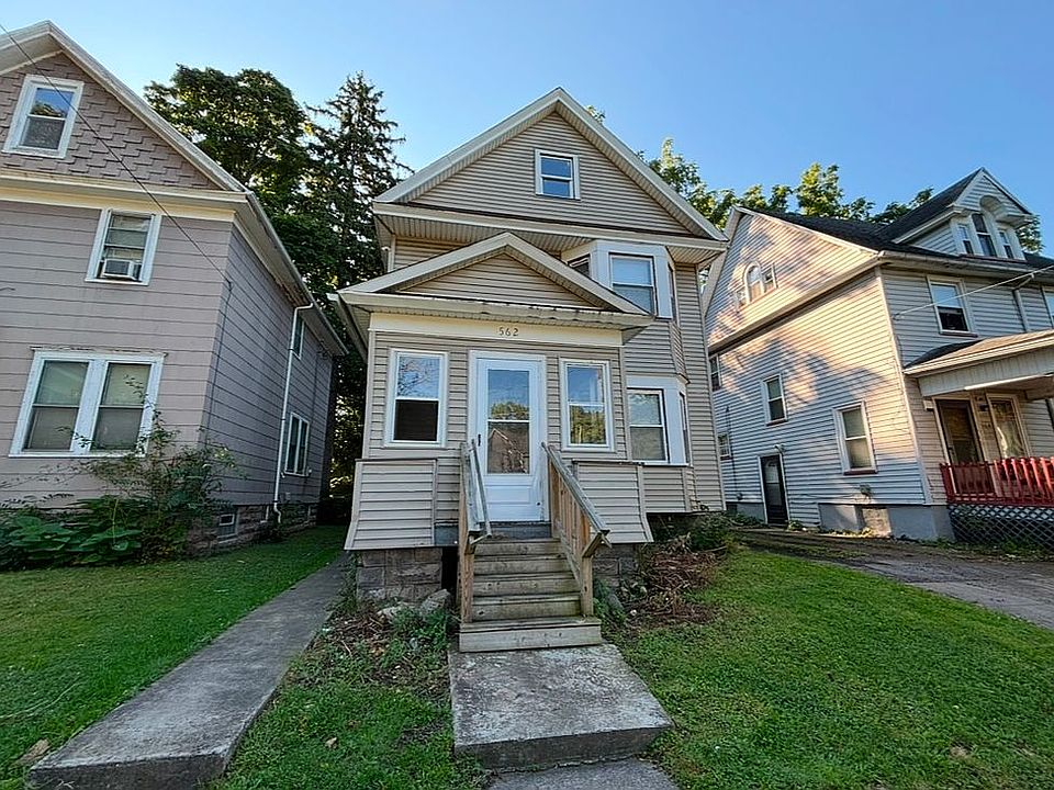 1st image of 562 Seward St