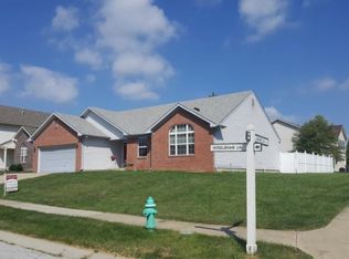 1220 Middleham Ln, Beech Grove, IN 46107