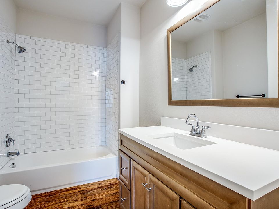 1st image of 403 Parkview Ave