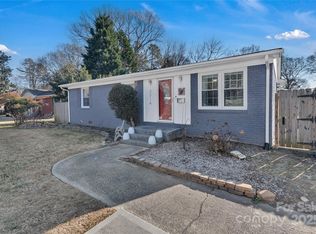 2714 Springway Dr, Charlotte, NC 28205